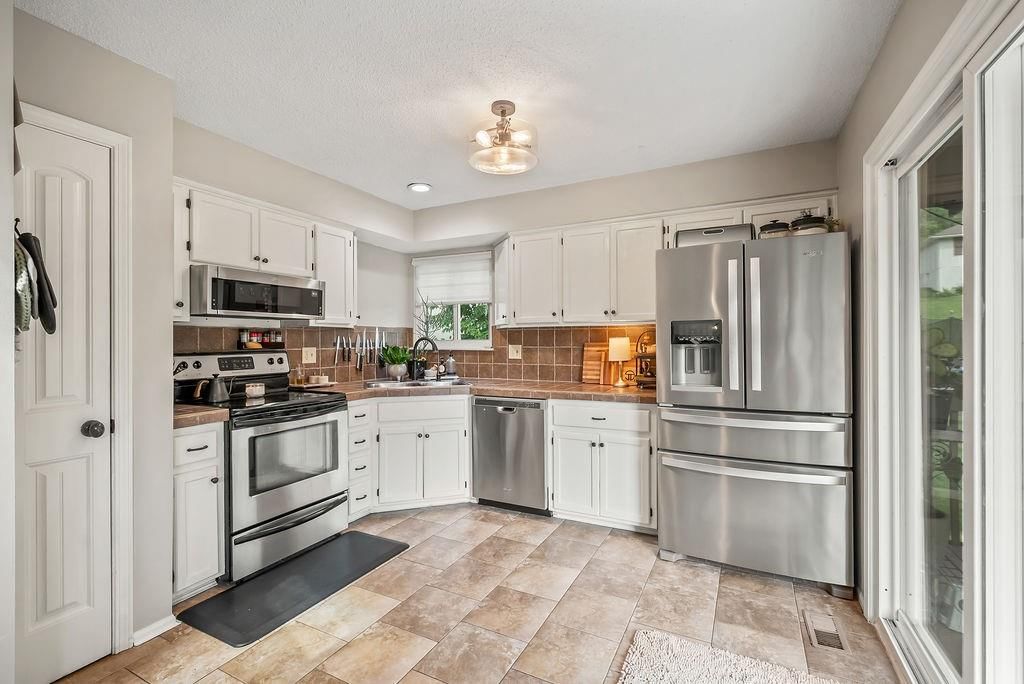 4208 NW Jonathan Court — photo 16