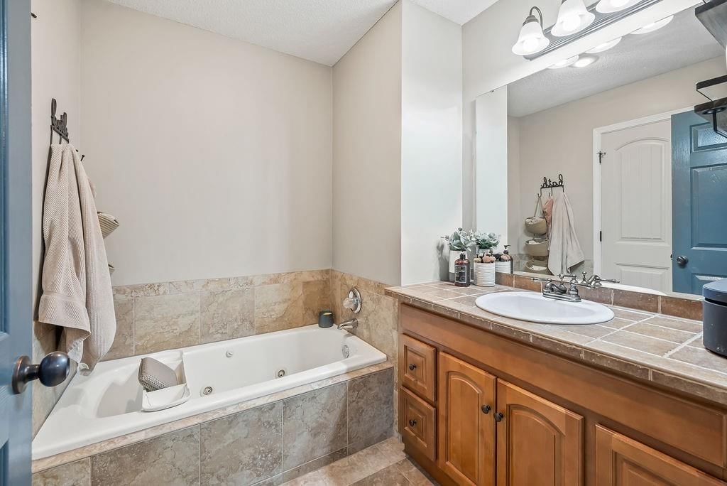 4208 NW Jonathan Court — photo 21