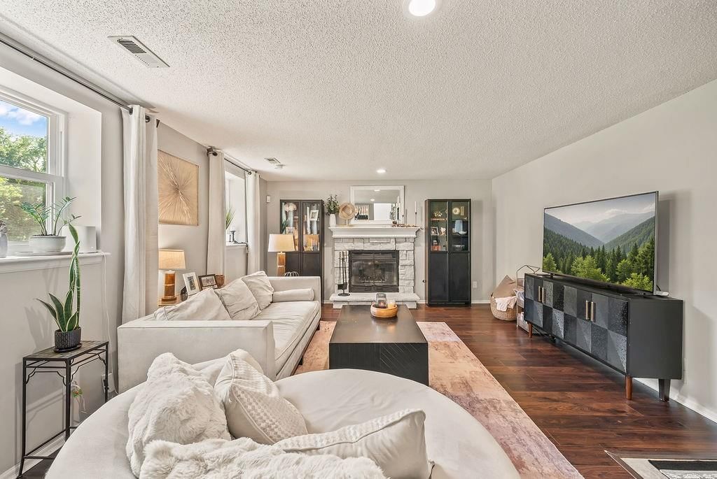 4208 NW Jonathan Court — photo 24