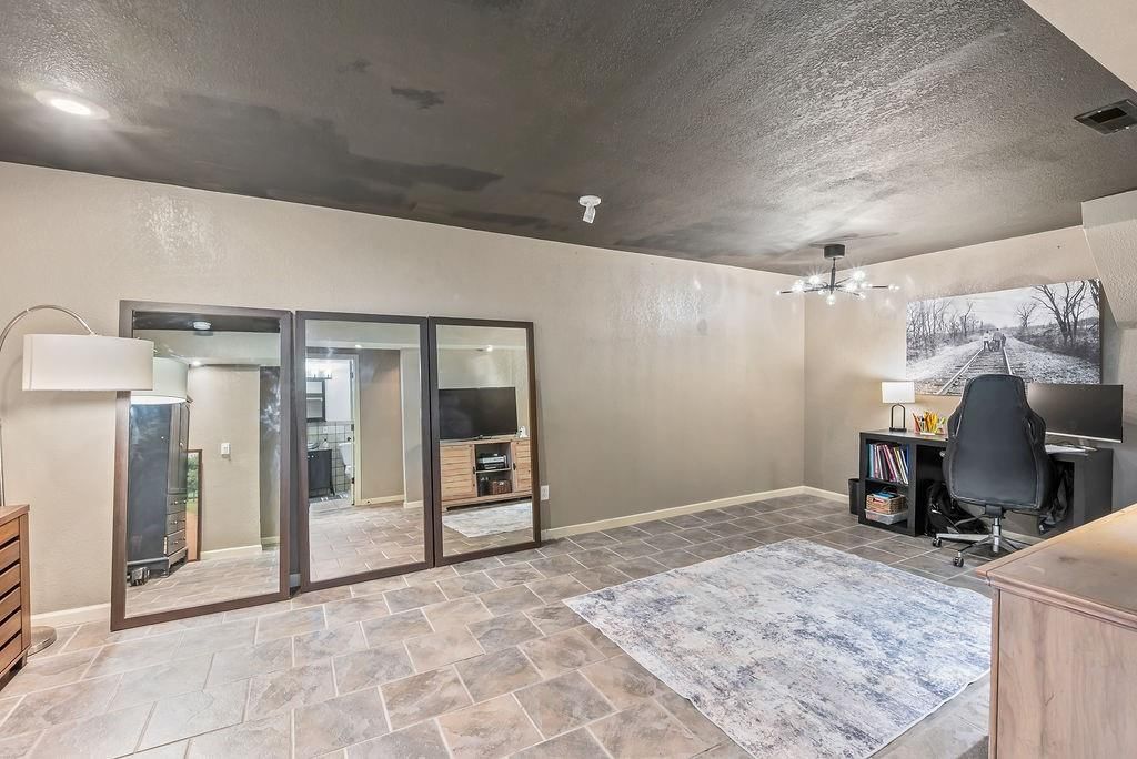 4208 NW Jonathan Court — photo 28