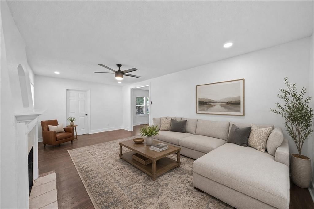 7301 Lydia Avenue — photo 2