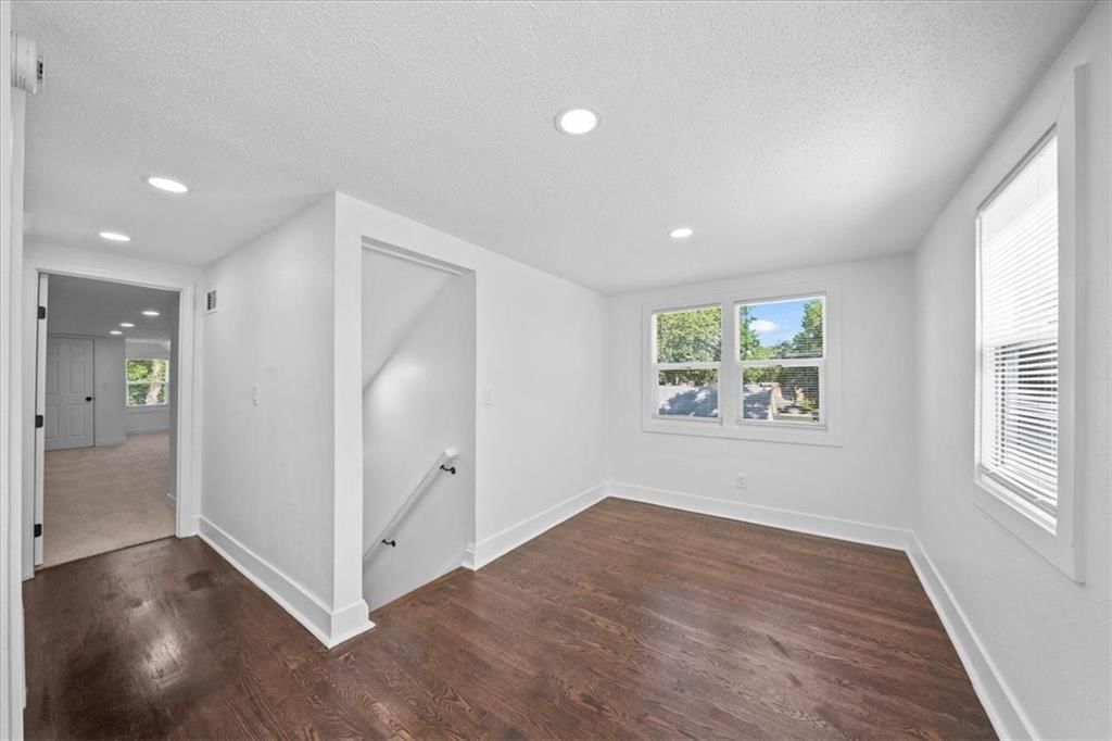 7301 Lydia Avenue — photo 20