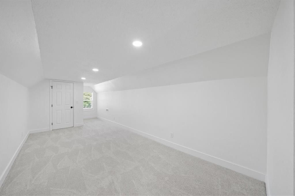 7301 Lydia Avenue — photo 24