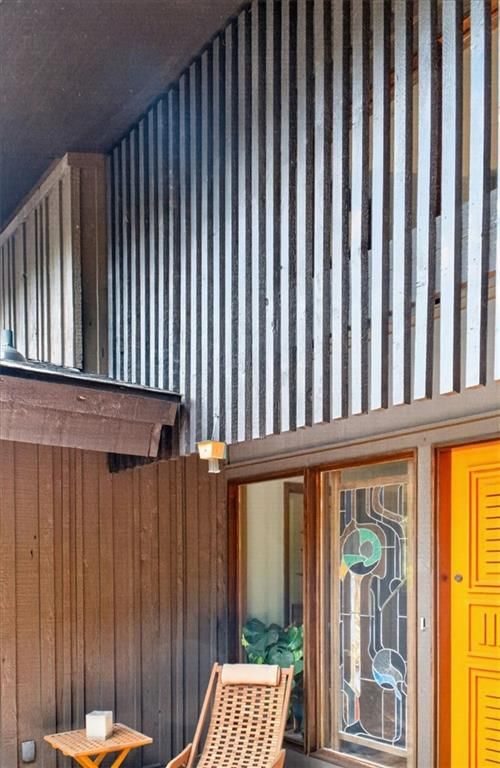 1024 Huntington Road — photo 7