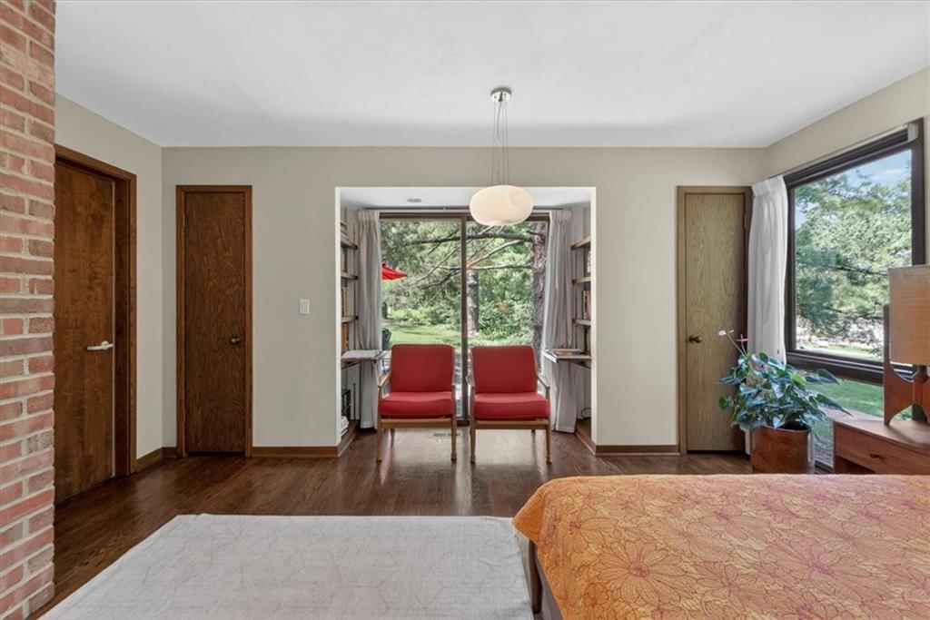 1024 Huntington Road — photo 34