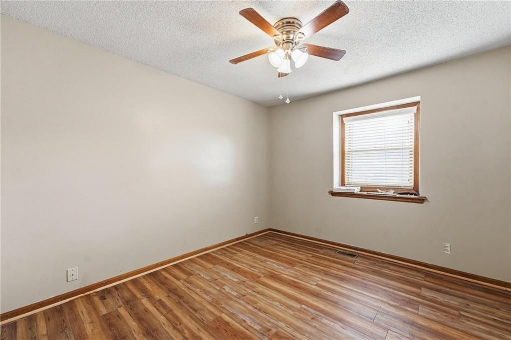 9017 CRESCENT Court — photo 24