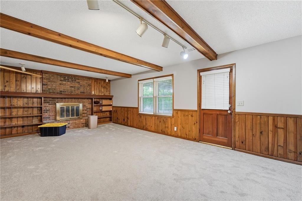 9017 CRESCENT Court — photo 26