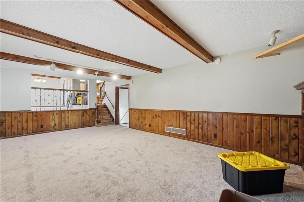 9017 CRESCENT Court — photo 29