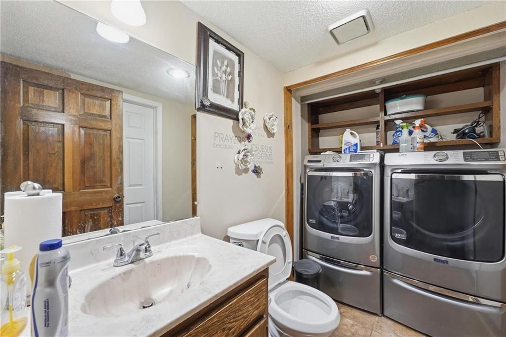 9017 CRESCENT Court — photo 31