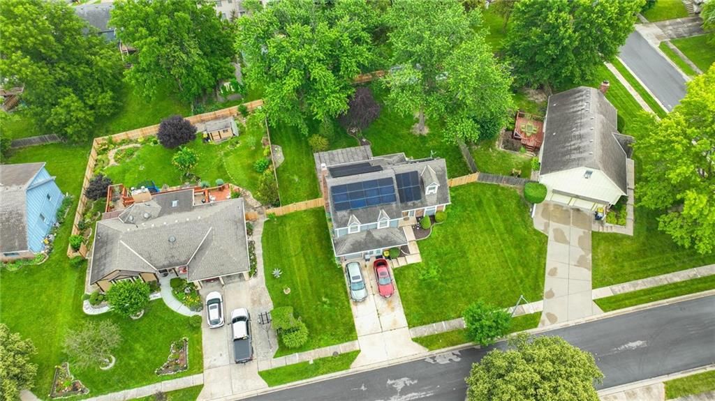 9017 CRESCENT Court — photo 40