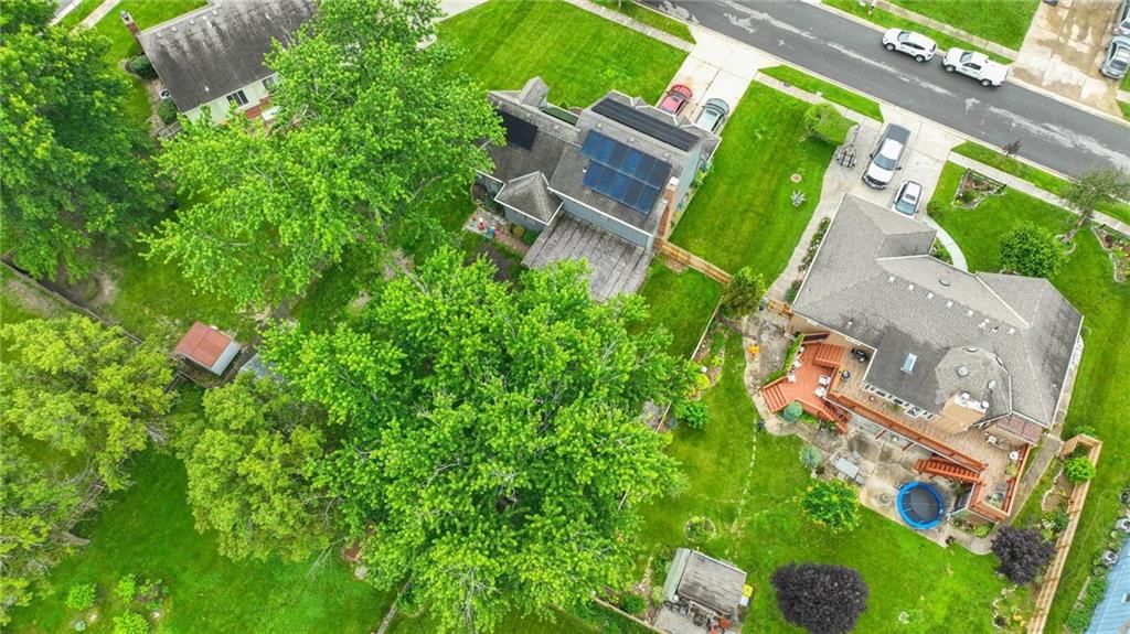 9017 CRESCENT Court — photo 44