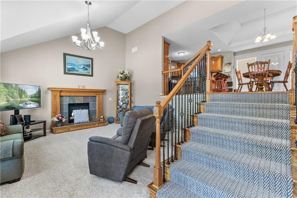 608 COACH LIGHT Circle — photo 4