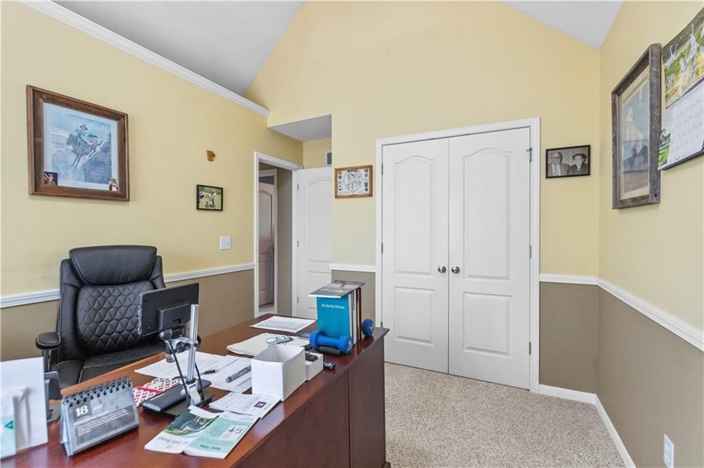 608 COACH LIGHT Circle — photo 18