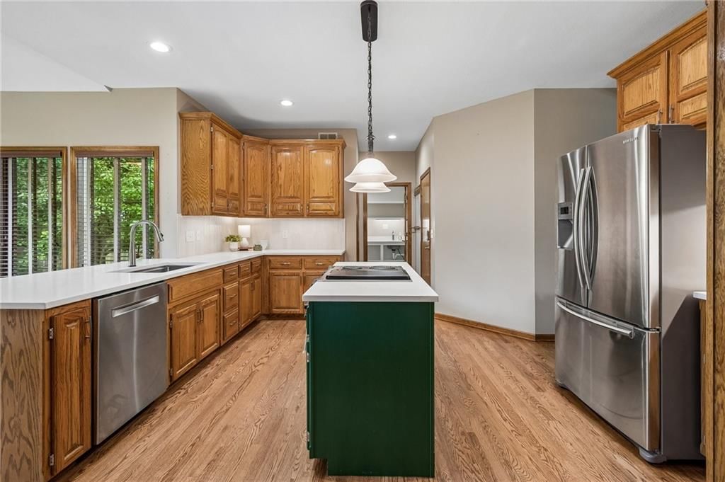 1413 Burch Street — photo 8