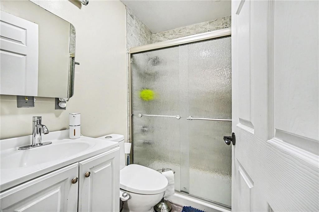 318 S Lynn Street — photo 9