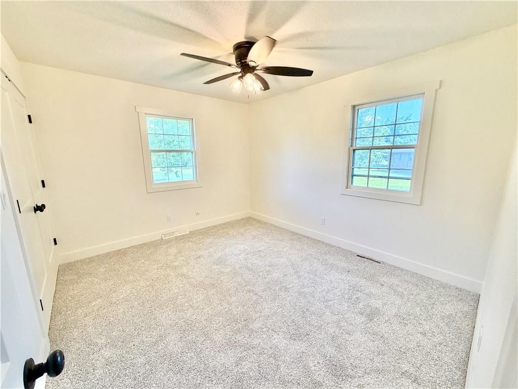 1001 Country Club Drive — photo 11