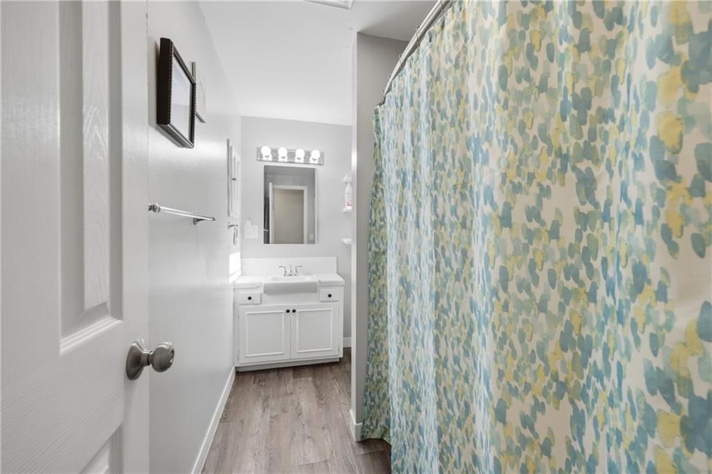 10217 W 91st Street — photo 11