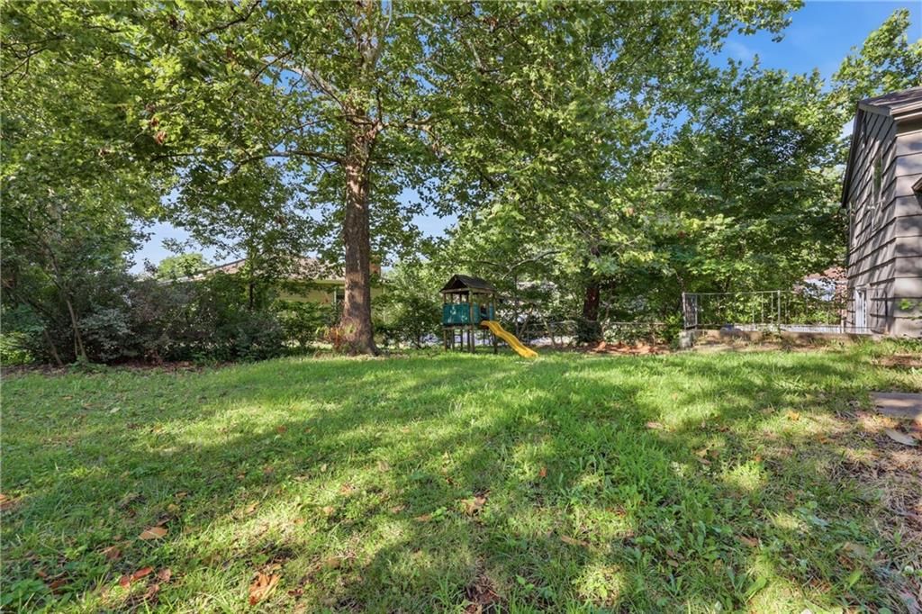 10217 W 91st Street — photo 22