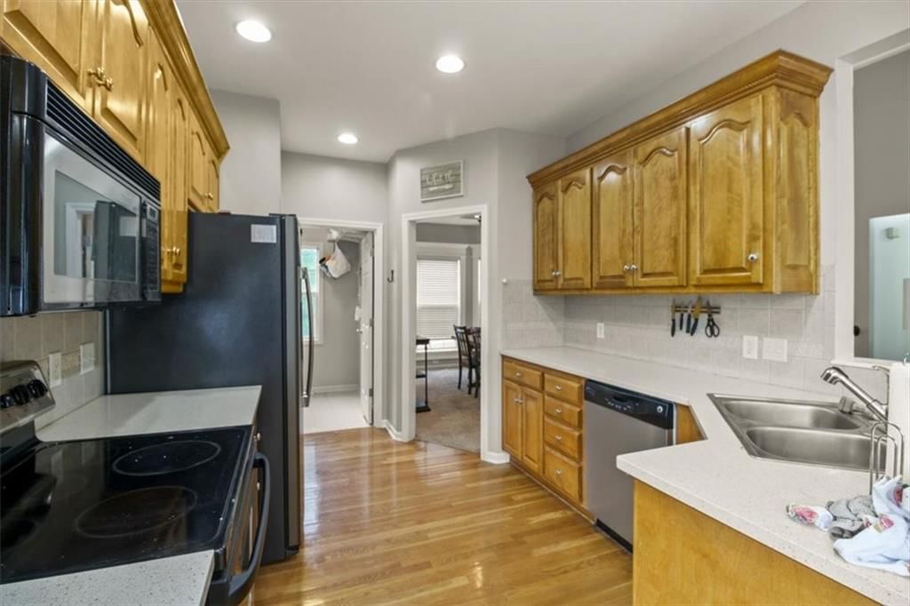 4403 Kensington Drive — photo 9