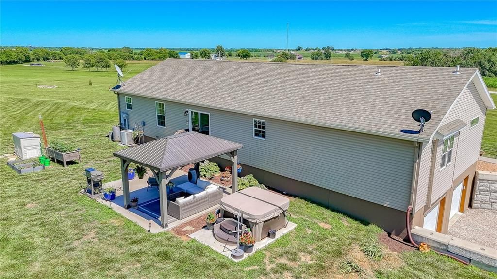 1399 NW 460th Road — photo 4