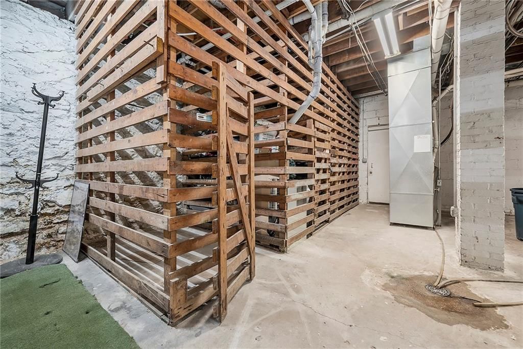 1104 W 46th Street — photo 17