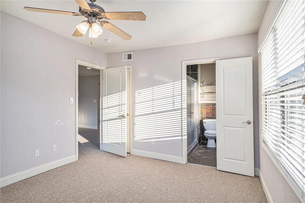 1104 W 46th Street — photo 26