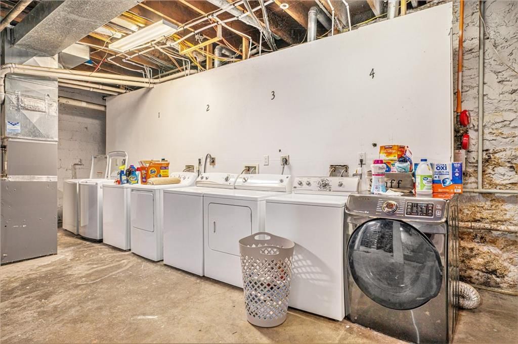 1104 W 46th Street — photo 30