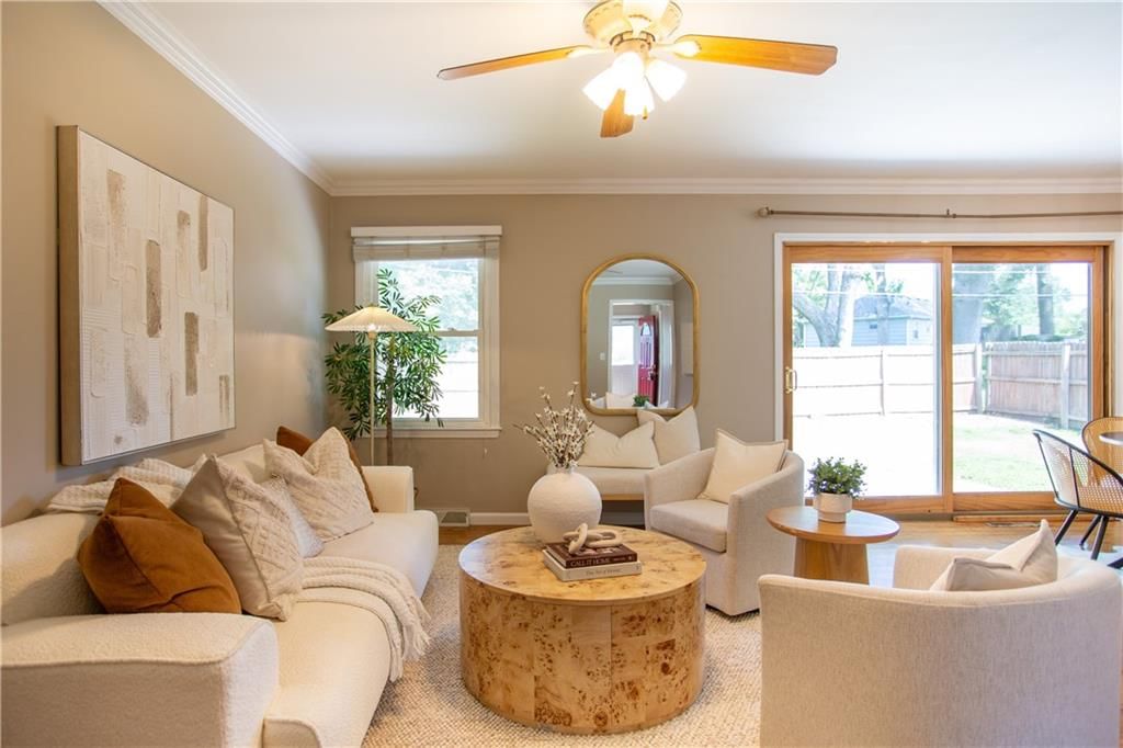 8878 Westbrooke Drive — photo 7