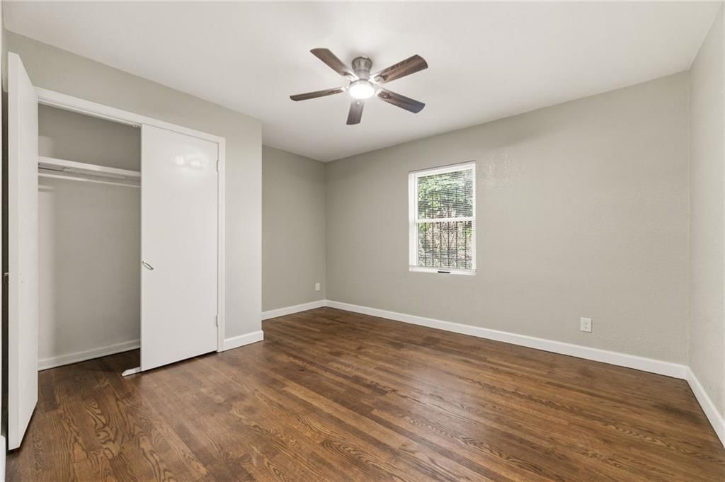 2300 E 55th Street — photo 15