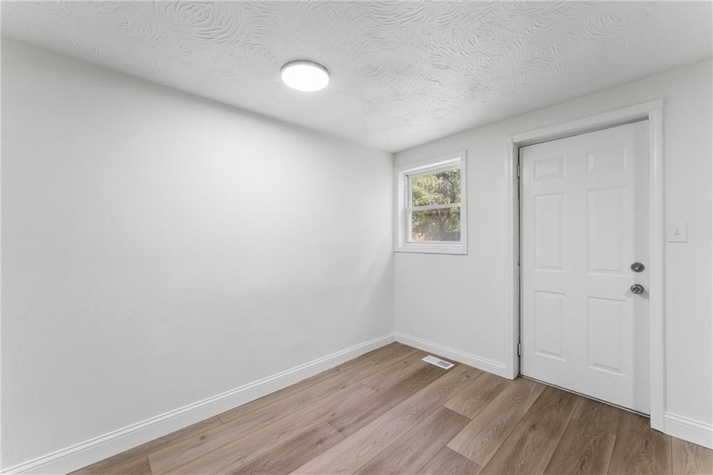 11225 E 14th Street — photo 11