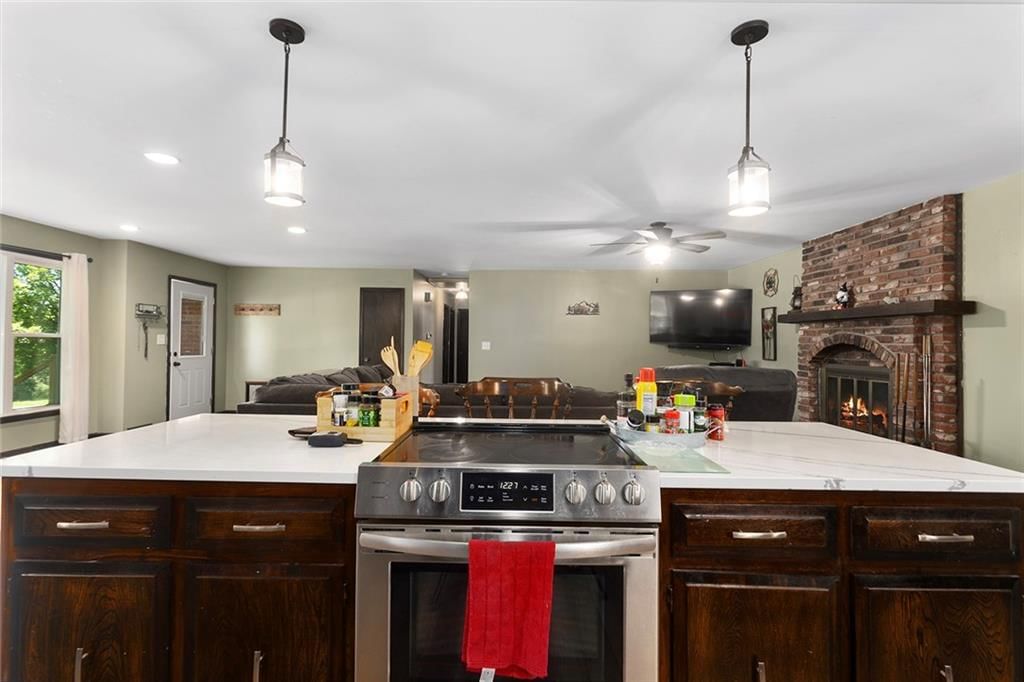 1228 Town And Country Lane — photo 10