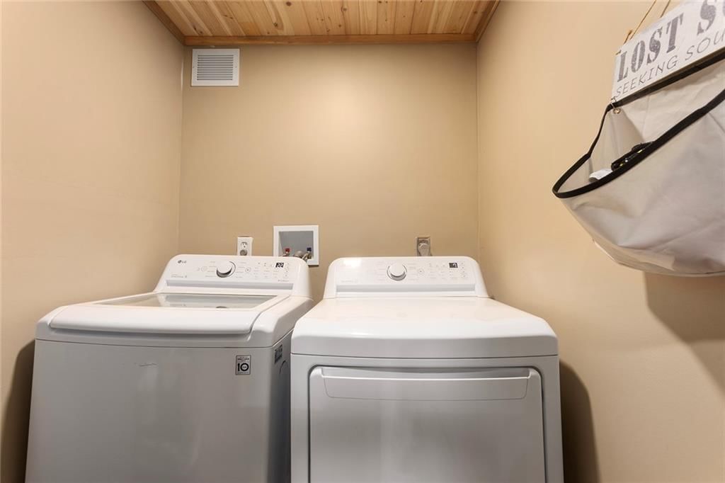 1228 Town And Country Lane — photo 33