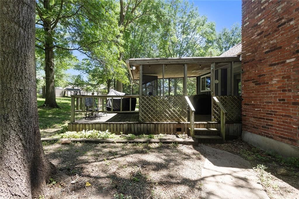 1228 Town And Country Lane — photo 36