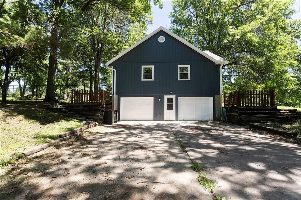 1228 Town And Country Lane — photo 37