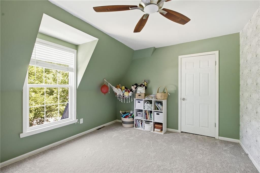 1109 Queens Place — photo 26