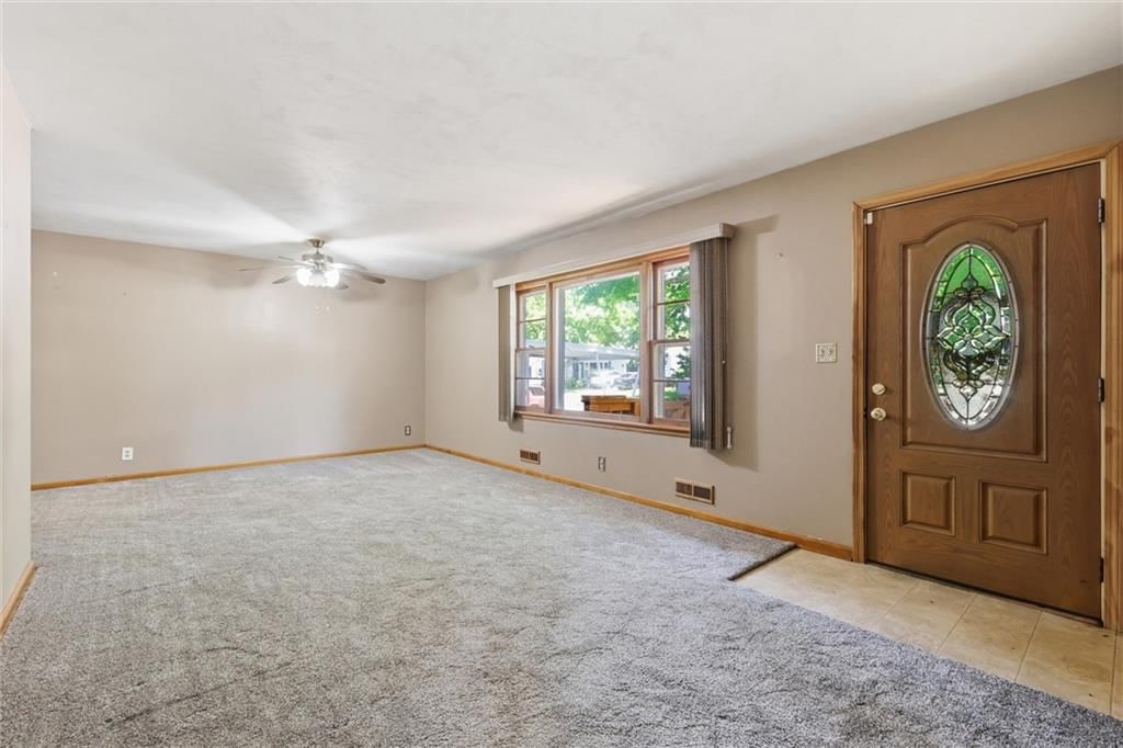 2816 S Overton Avenue — photo 5