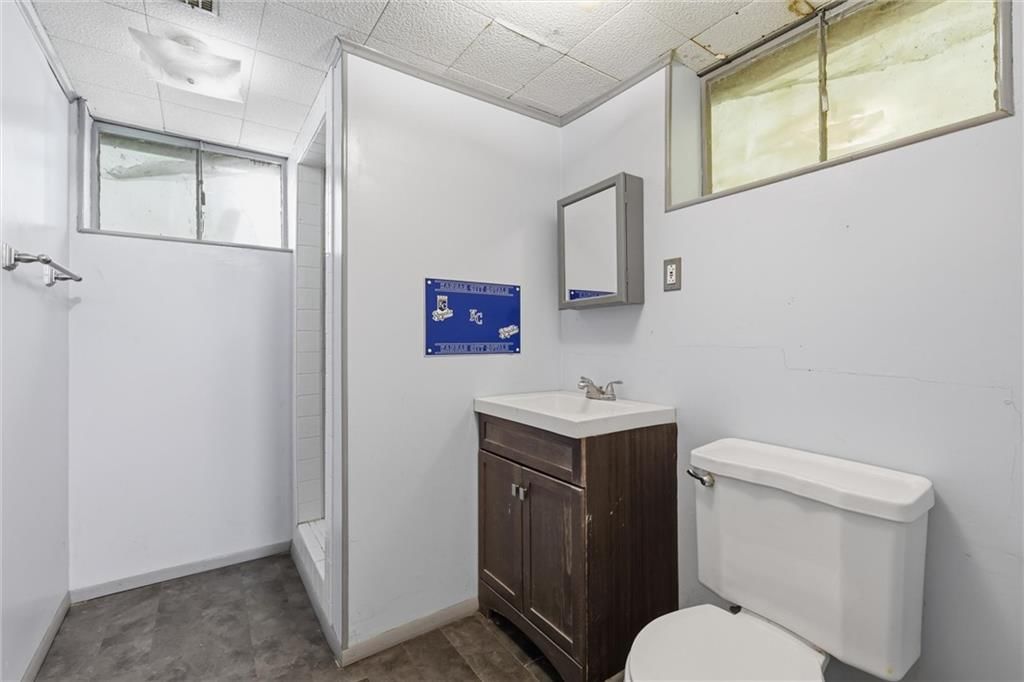 2816 S Overton Avenue — photo 18