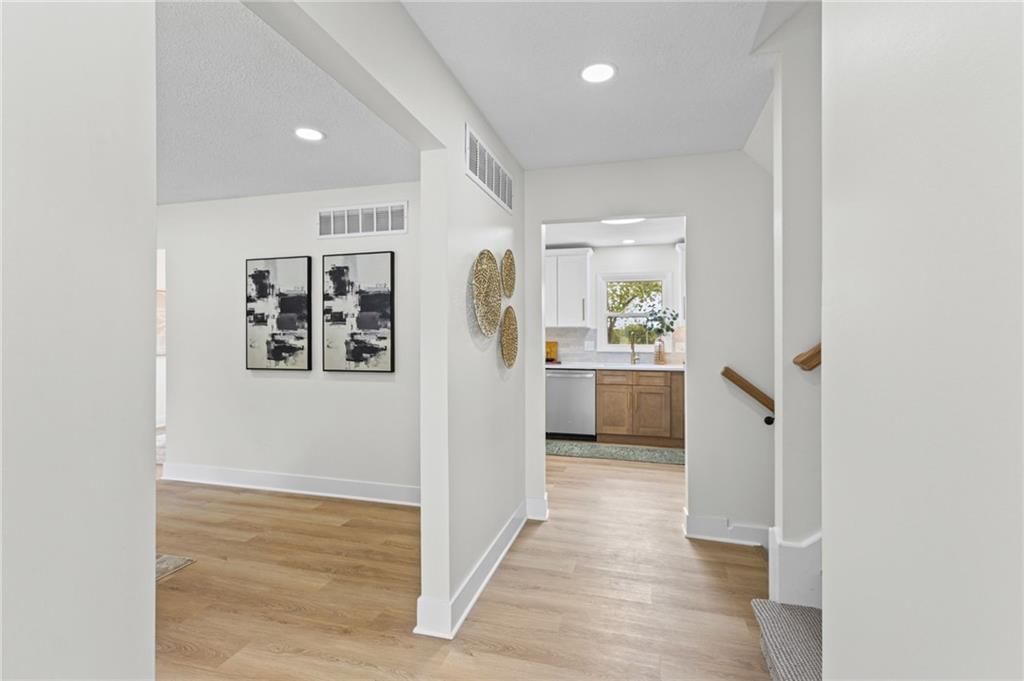 2400 N 73rd Place — photo 10