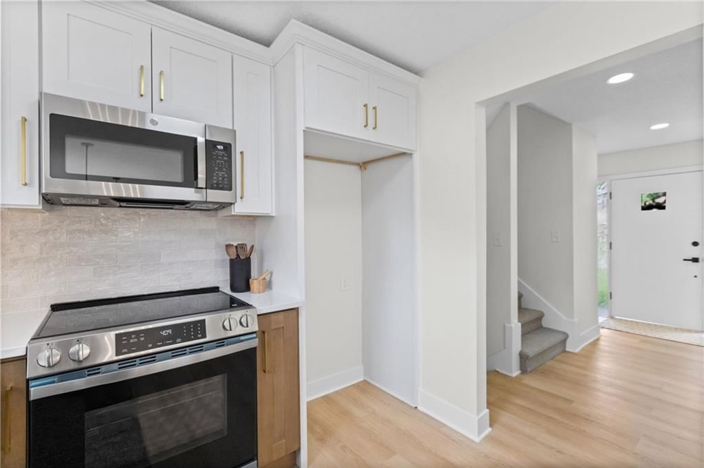 2400 N 73rd Place — photo 15