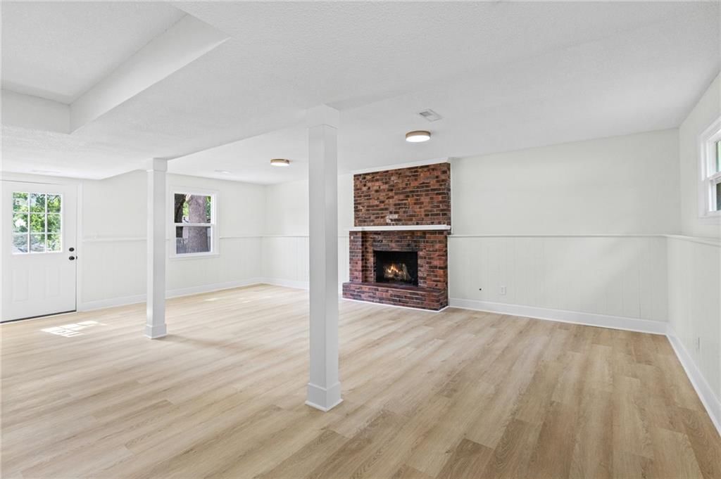 2400 N 73rd Place — photo 24