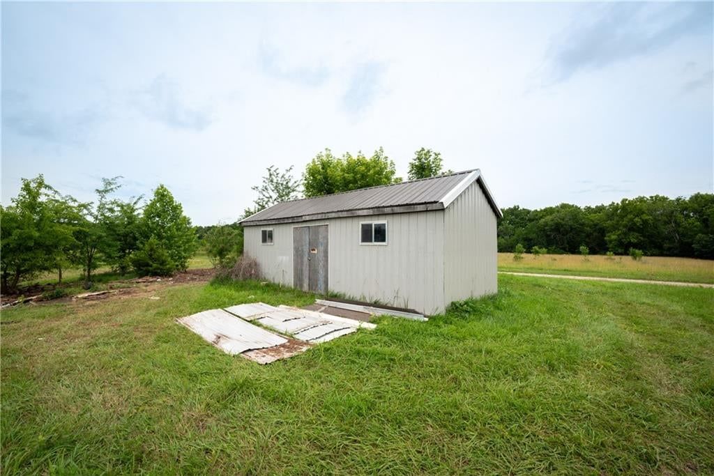 34664 Spring Valley Road — photo 75