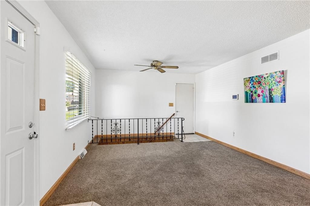 1011 S scott Avenue — photo 8