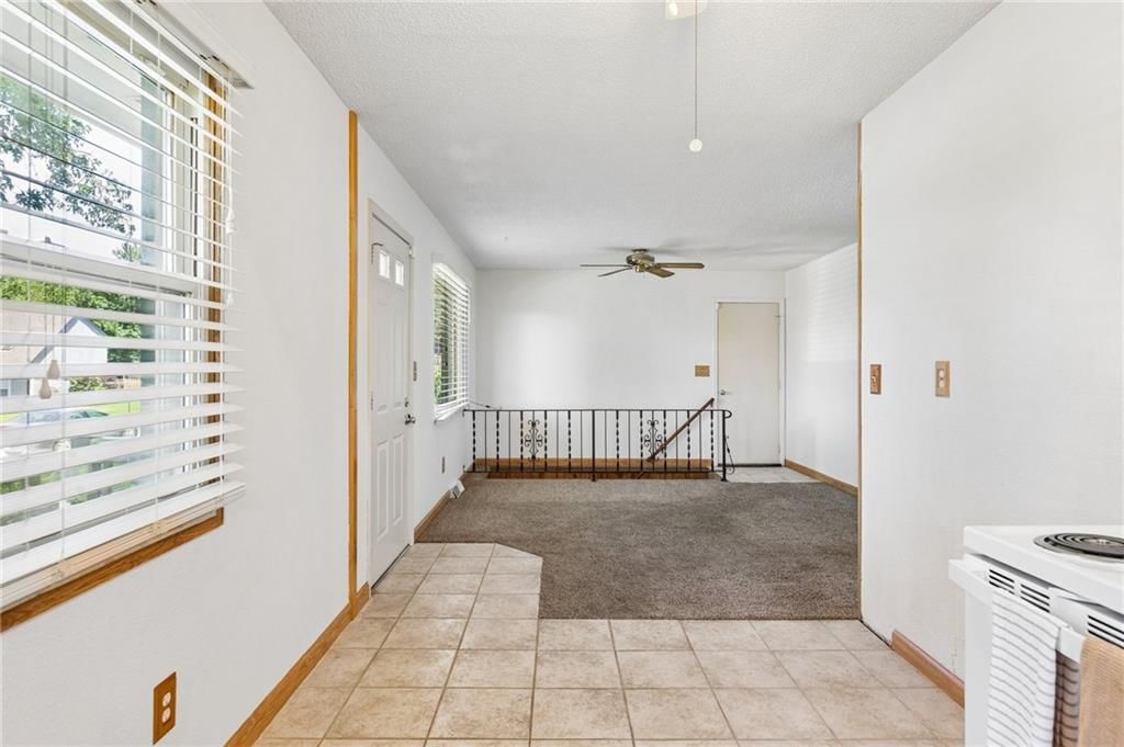 1011 S scott Avenue — photo 15