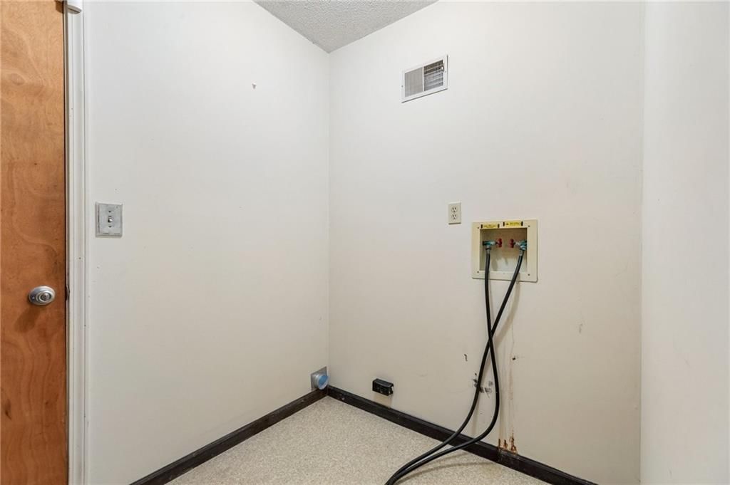 1011 S scott Avenue — photo 25