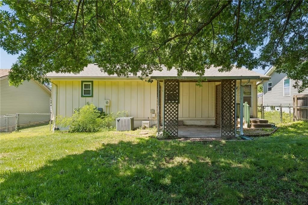 1011 S scott Avenue — photo 29