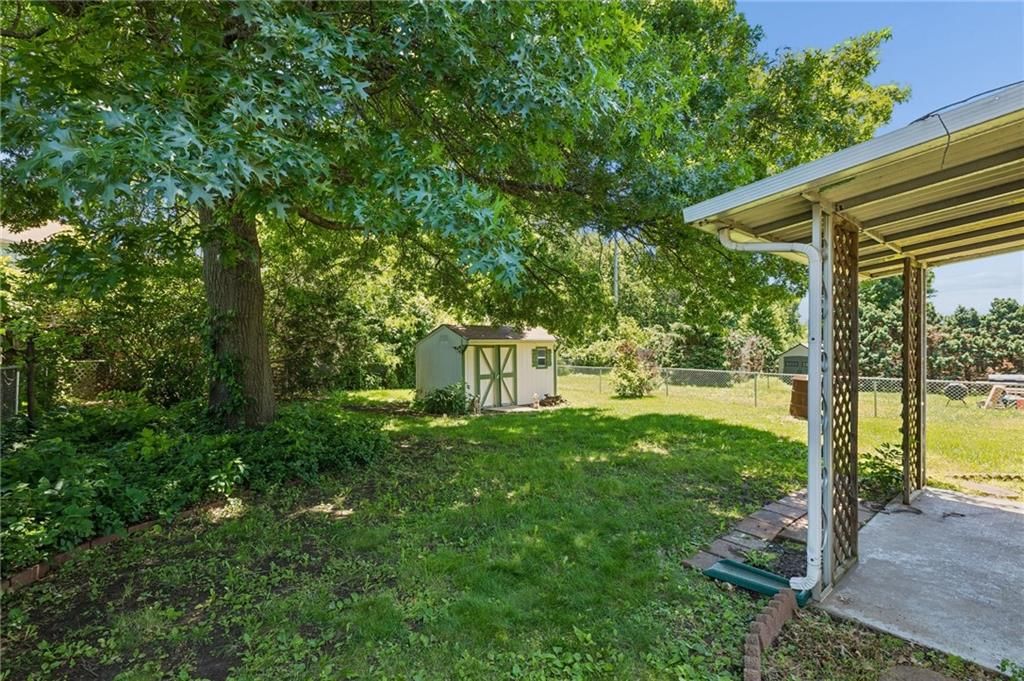 1011 S scott Avenue — photo 32