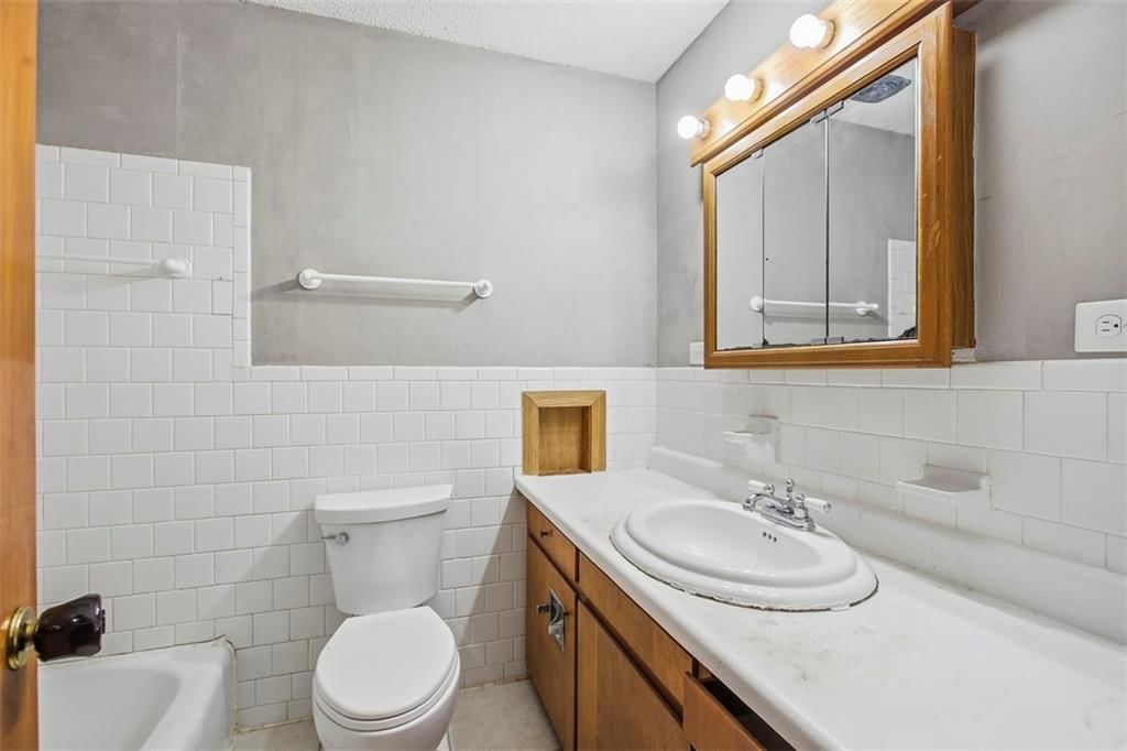 7104 N Olive Street — photo 12