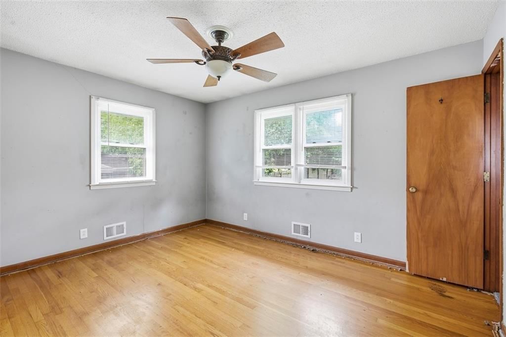 7104 N Olive Street — photo 17