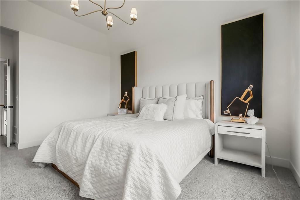 17809 Rainbow Boulevard — photo 30