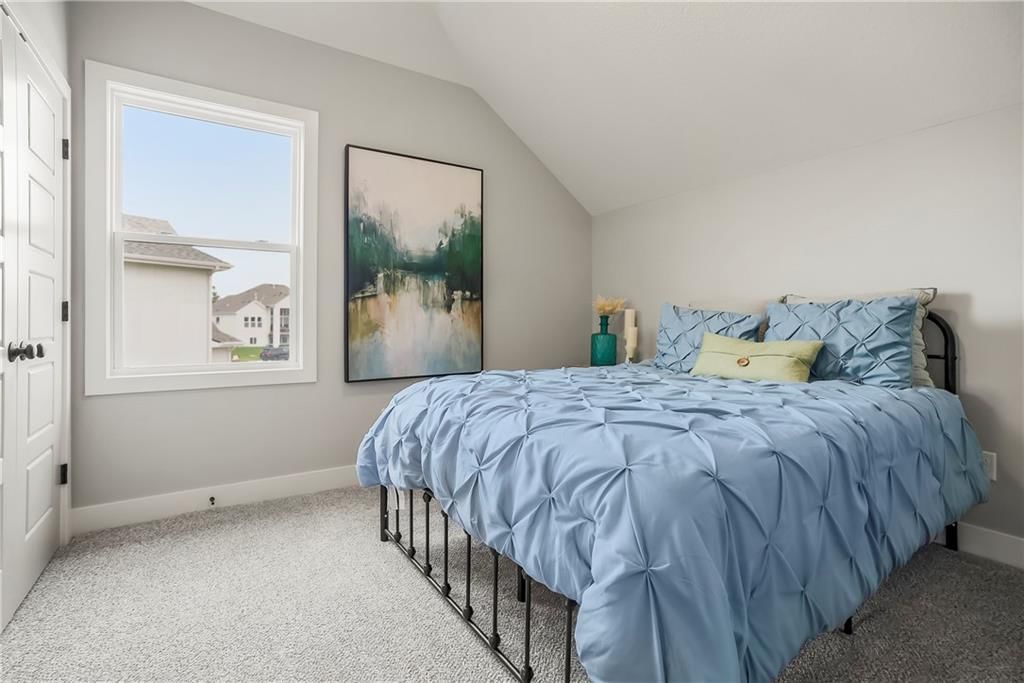 17809 Rainbow Boulevard — photo 39